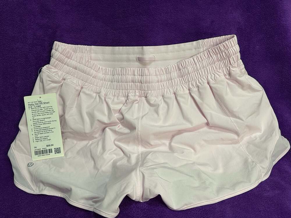 lululemon Hotty Hot HR Short 2.5" Lined Pink Mist